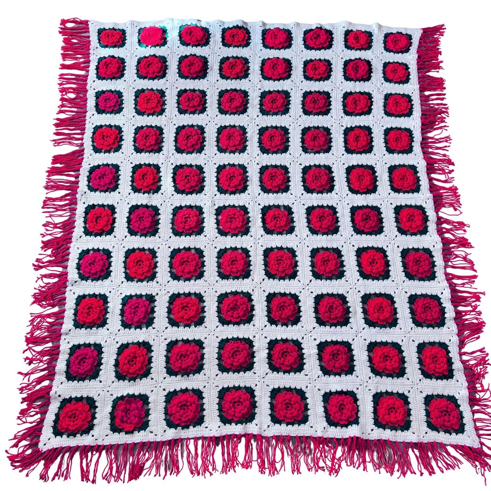 Red Rose Granny Square Chrochet Blanket-โ Handmade Afghan Throw, Vintage 1970's - Picture 2 of 10